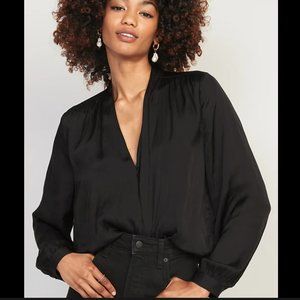 Old Navy Black Cross-Front Satin Long-Sleeve Blouse NWT (Size M)